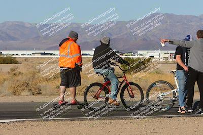 media/Jan-18-2024-Racers Edge (Thu) [[008952c709]]/Track Walk/